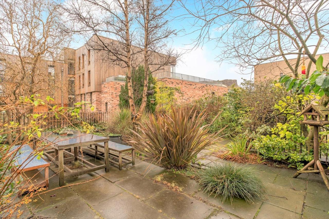 Charming Old Town 2 Bed Apt, 2Mins From Royal Mile EDI Eksteriør bilde