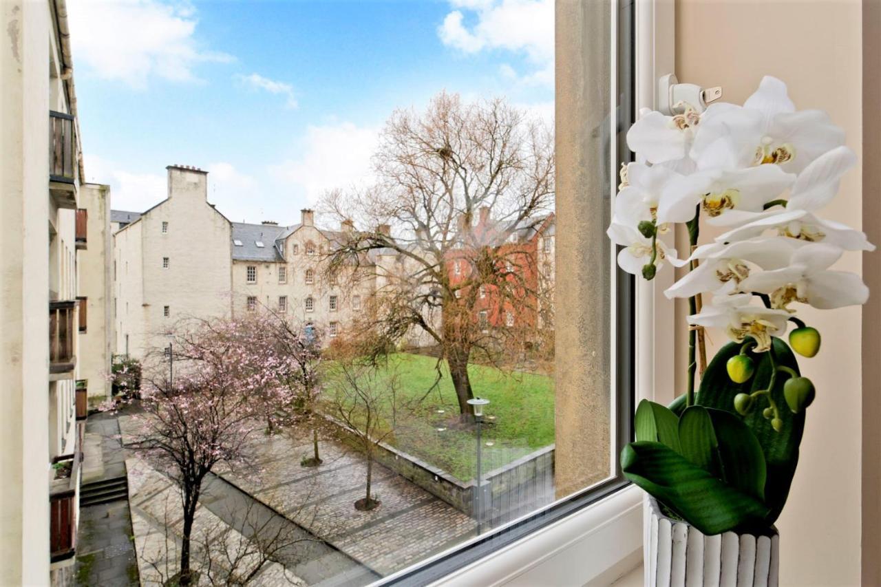 Charming Old Town 2 Bed Apt, 2Mins From Royal Mile EDI Eksteriør bilde